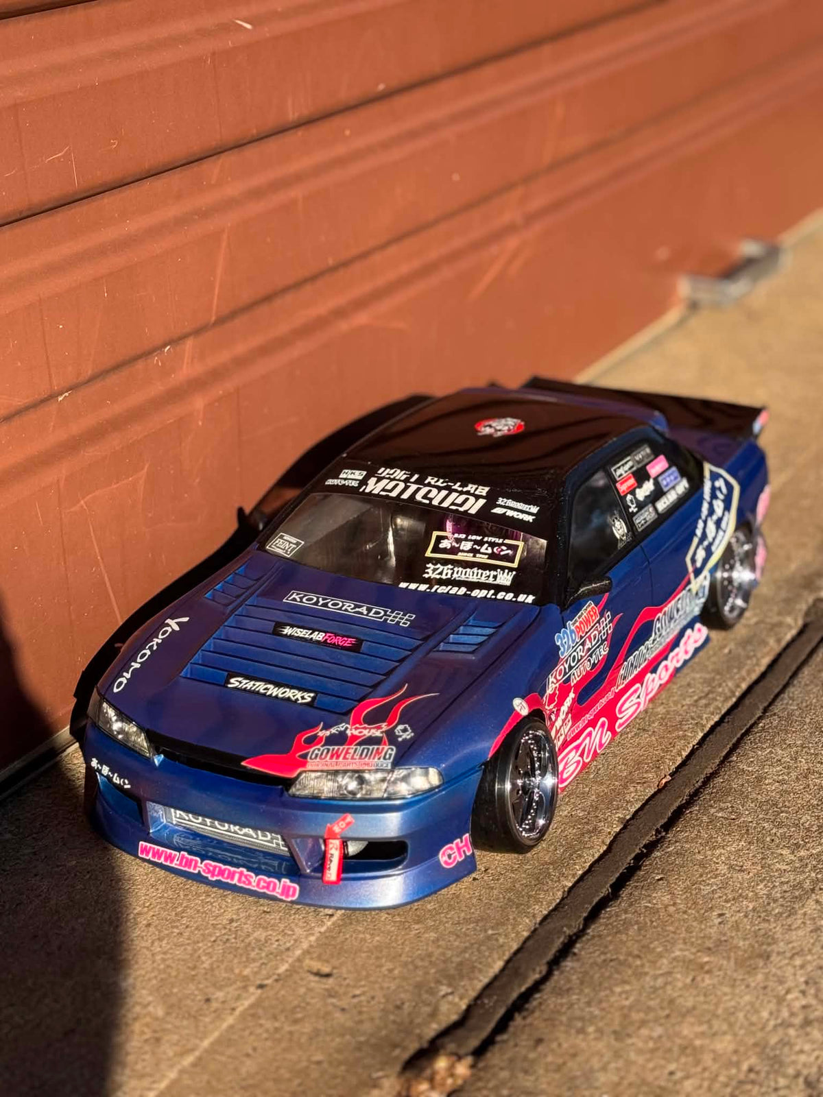 Pre-Cut R32 AboMoon Alt Art RC Drift Livery Kit – D1GP